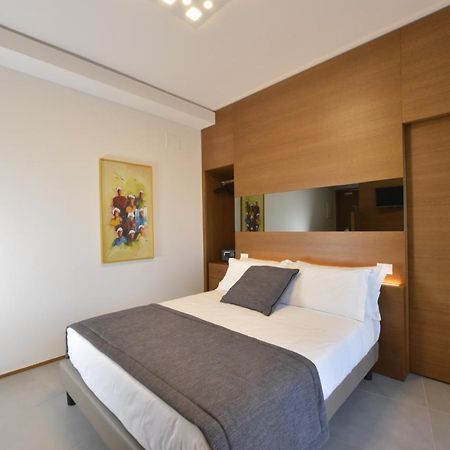 Piano Alto Rooms Pescara Luaran gambar